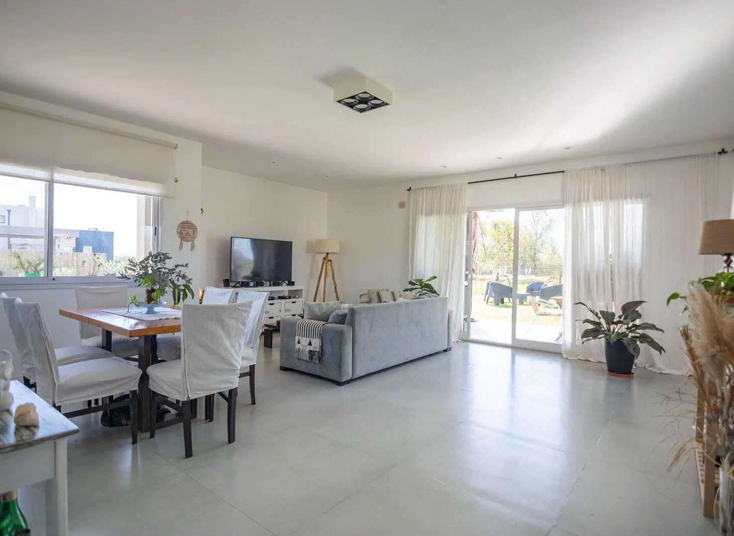 VENTA CASA EL NAUDIR  ESCOBAR, 4 AMB CON PILETA 5