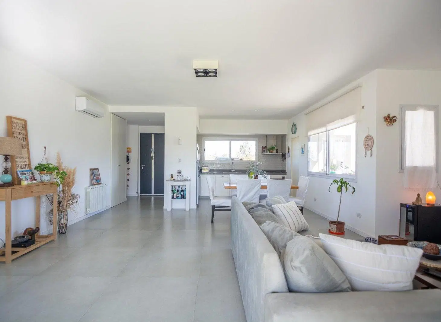 VENTA CASA EL NAUDIR  ESCOBAR, 4 AMB CON PILETA 3
