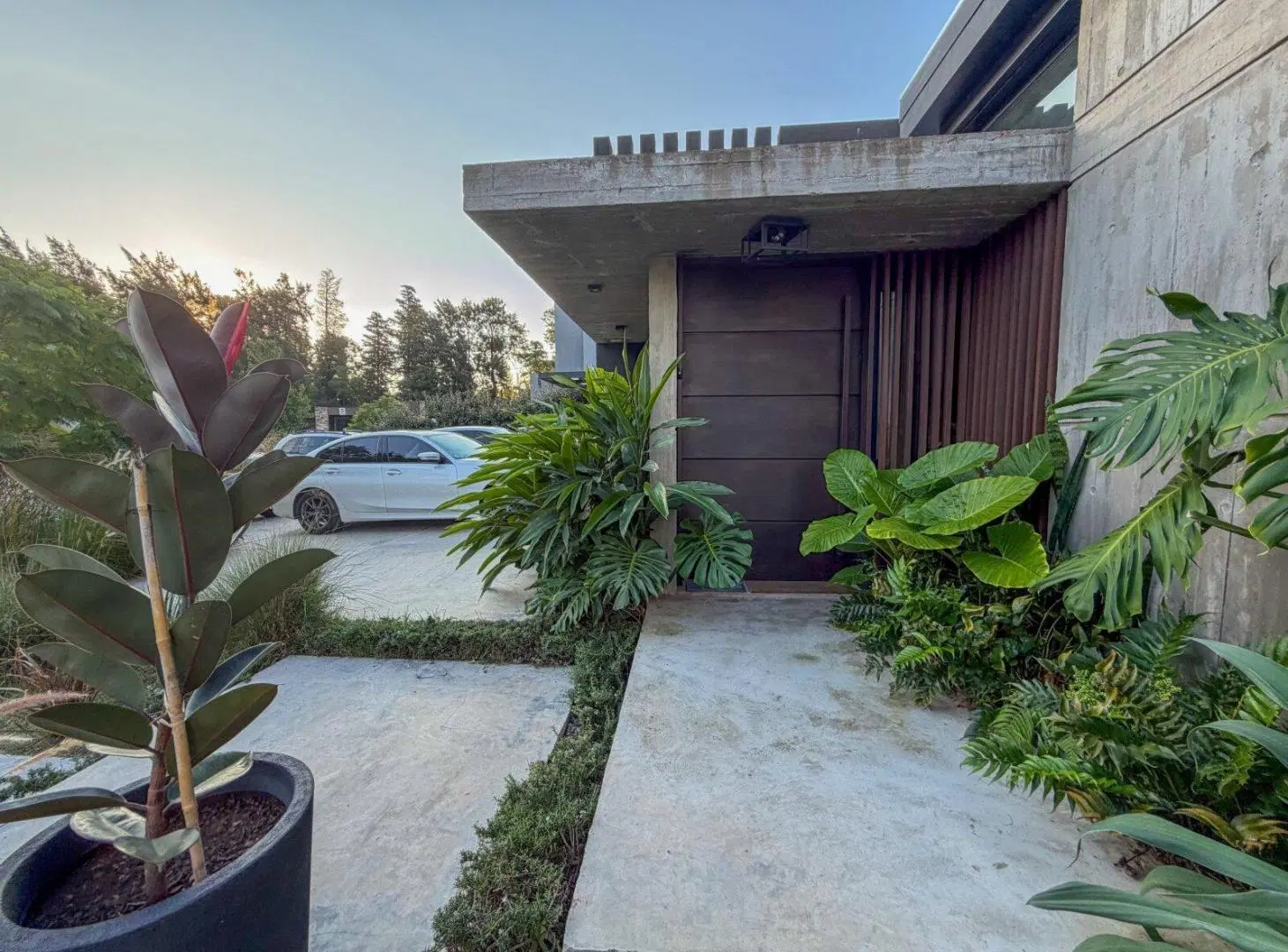 Venta casa 3 amb. mas escritorio, en una planta en Alvear de Benavidez 4