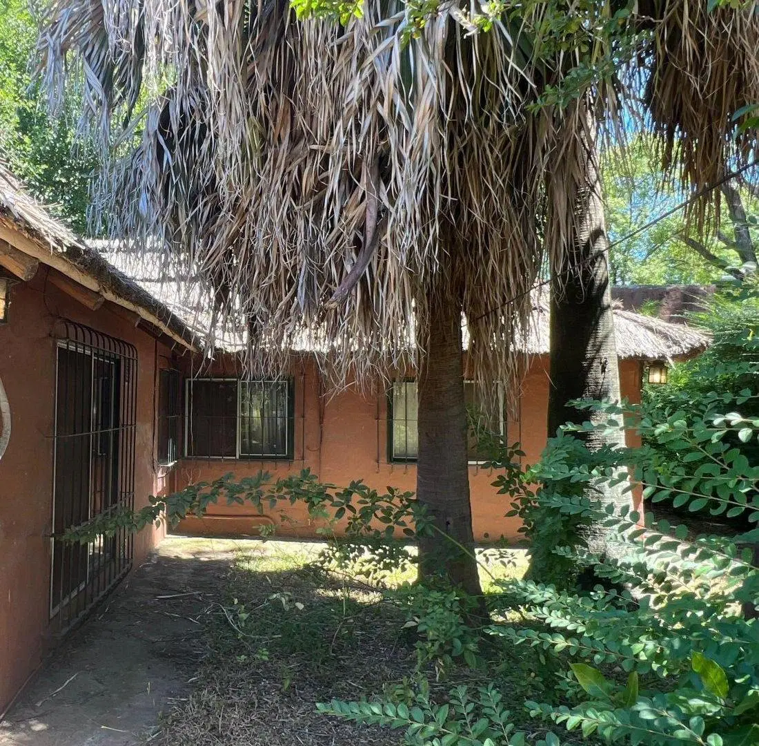 VENTA CASA QUINTA 1070 m² DEL VISO PILAR 3