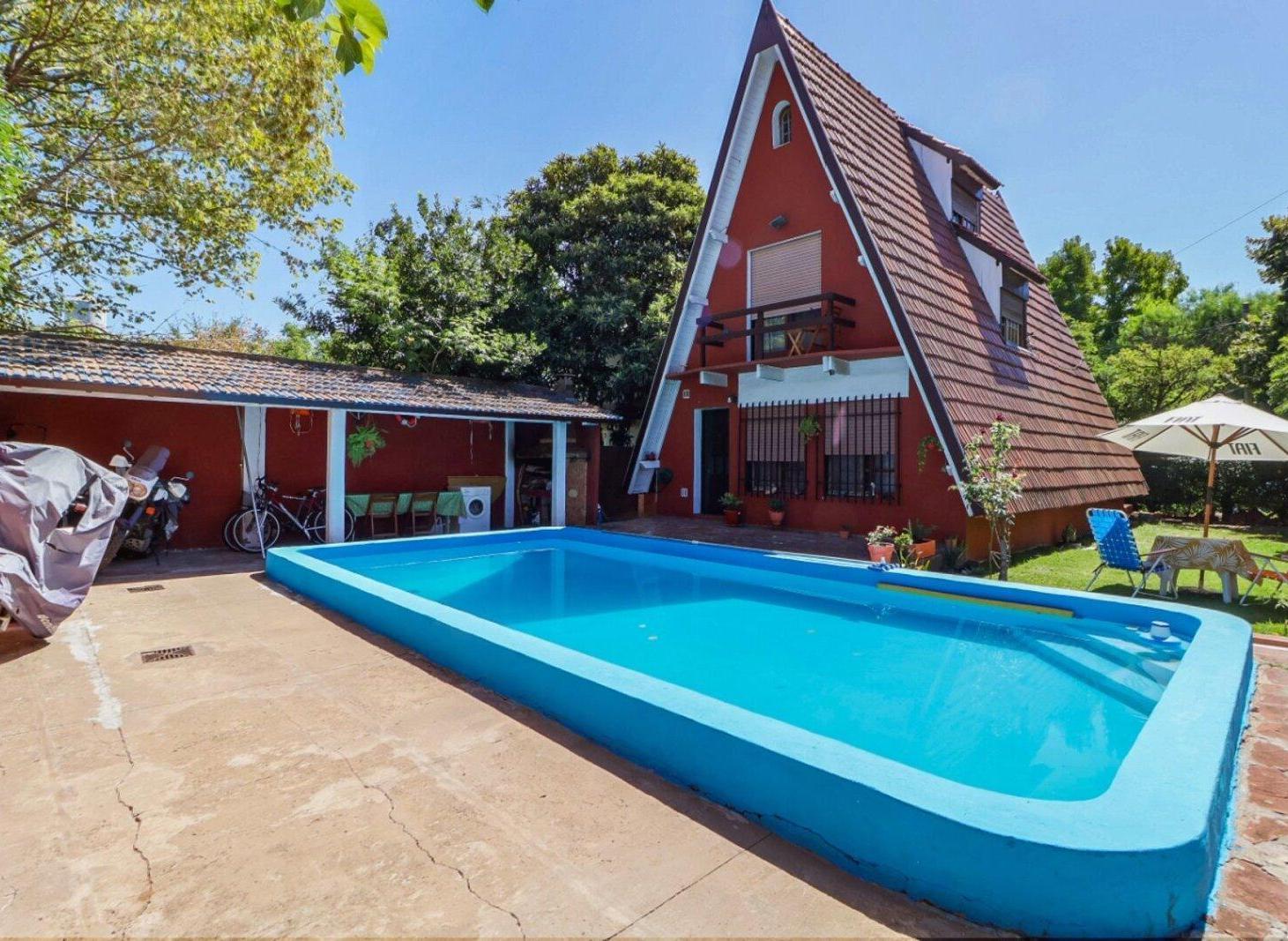 VENTA CASA 3 AMBIENTES CON PILETA EN PILAR