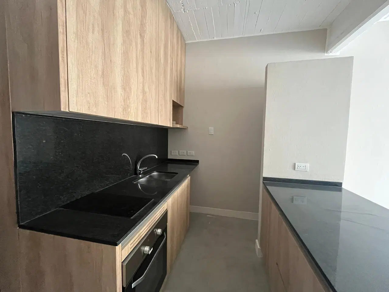 Villa Urquiza. Venta Monoambiente con Patio y Parrilla a Estrenar. Amenities 3