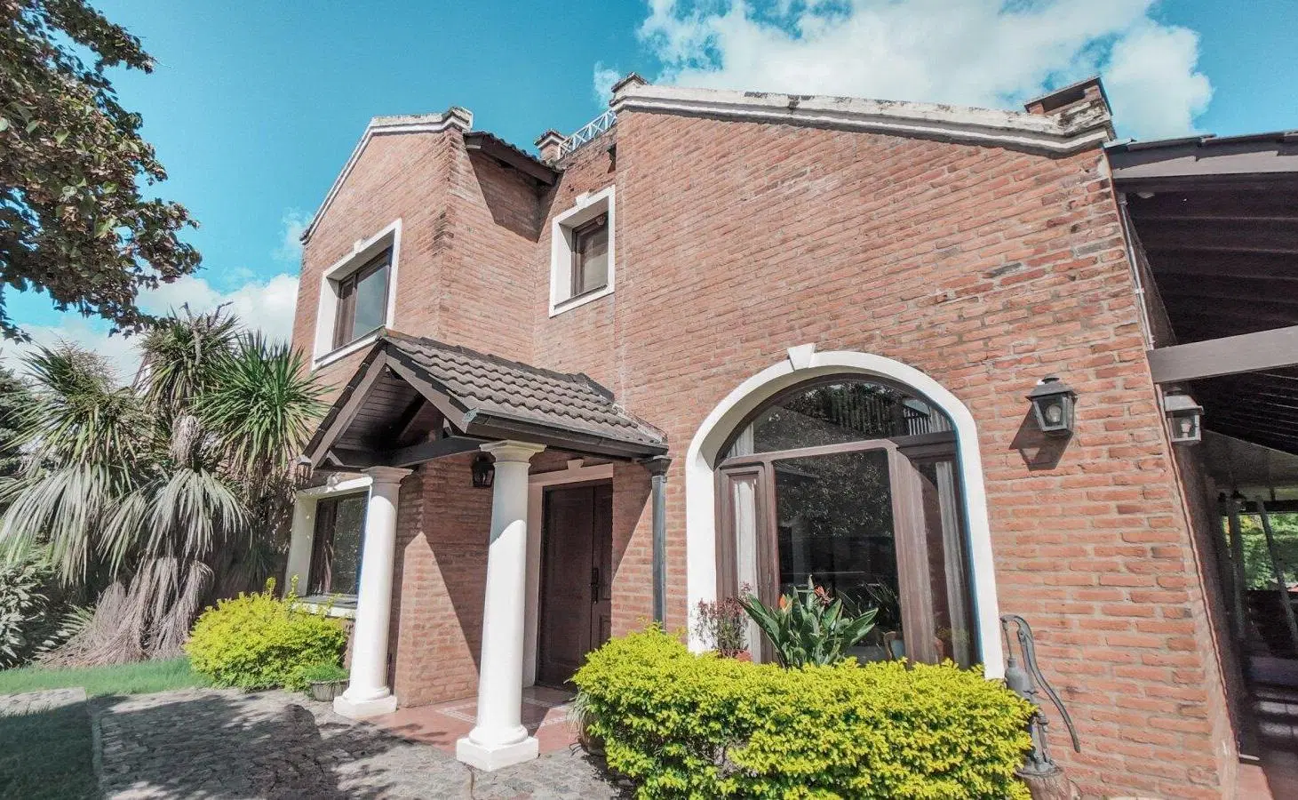 VENTA CASA 6 AMBIENTES - CLUB DE CAMPO PUEYRREDON 4