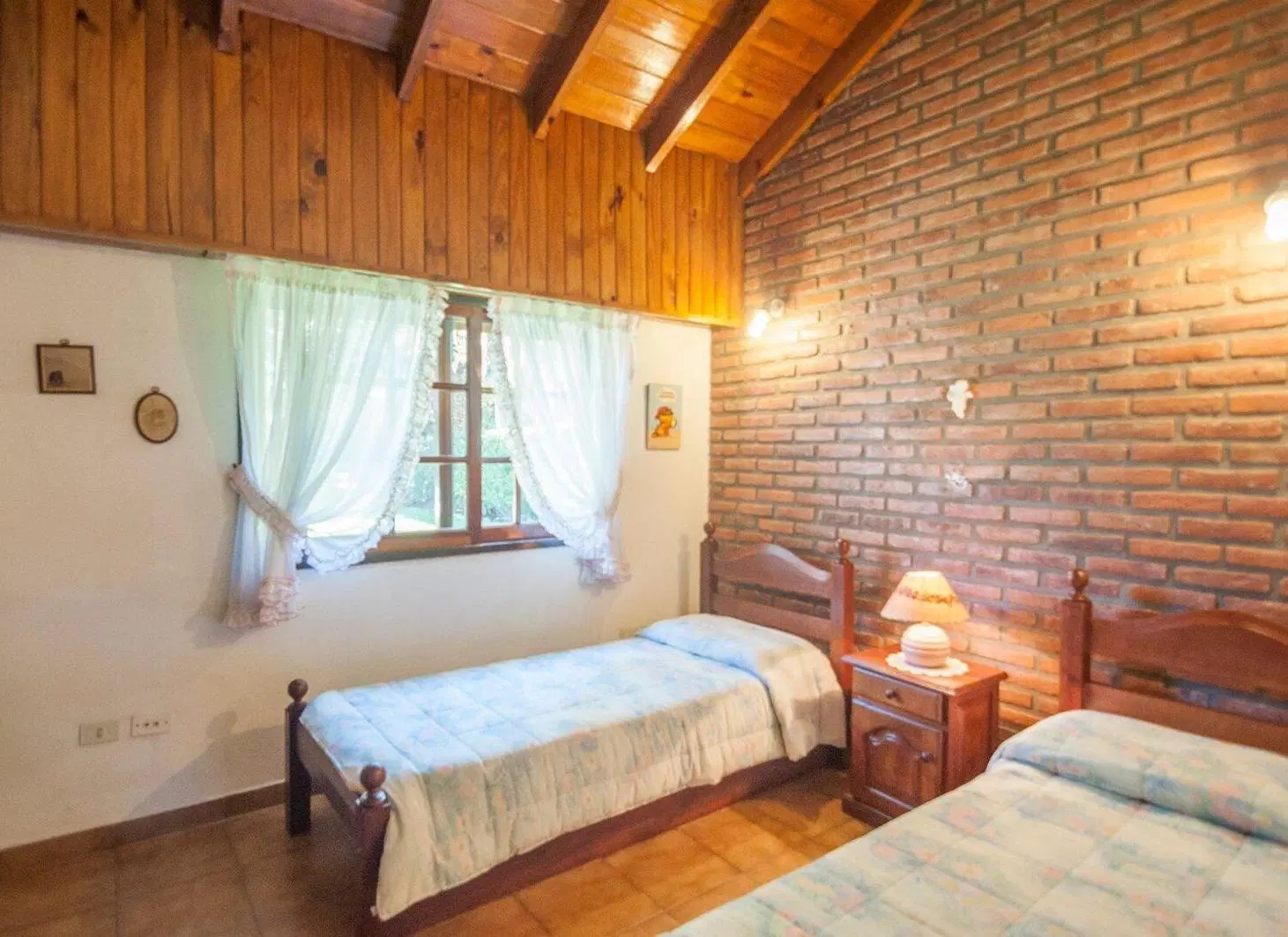 VENTA casa 4 amb c pileta y doble lote BANCO PROV 5