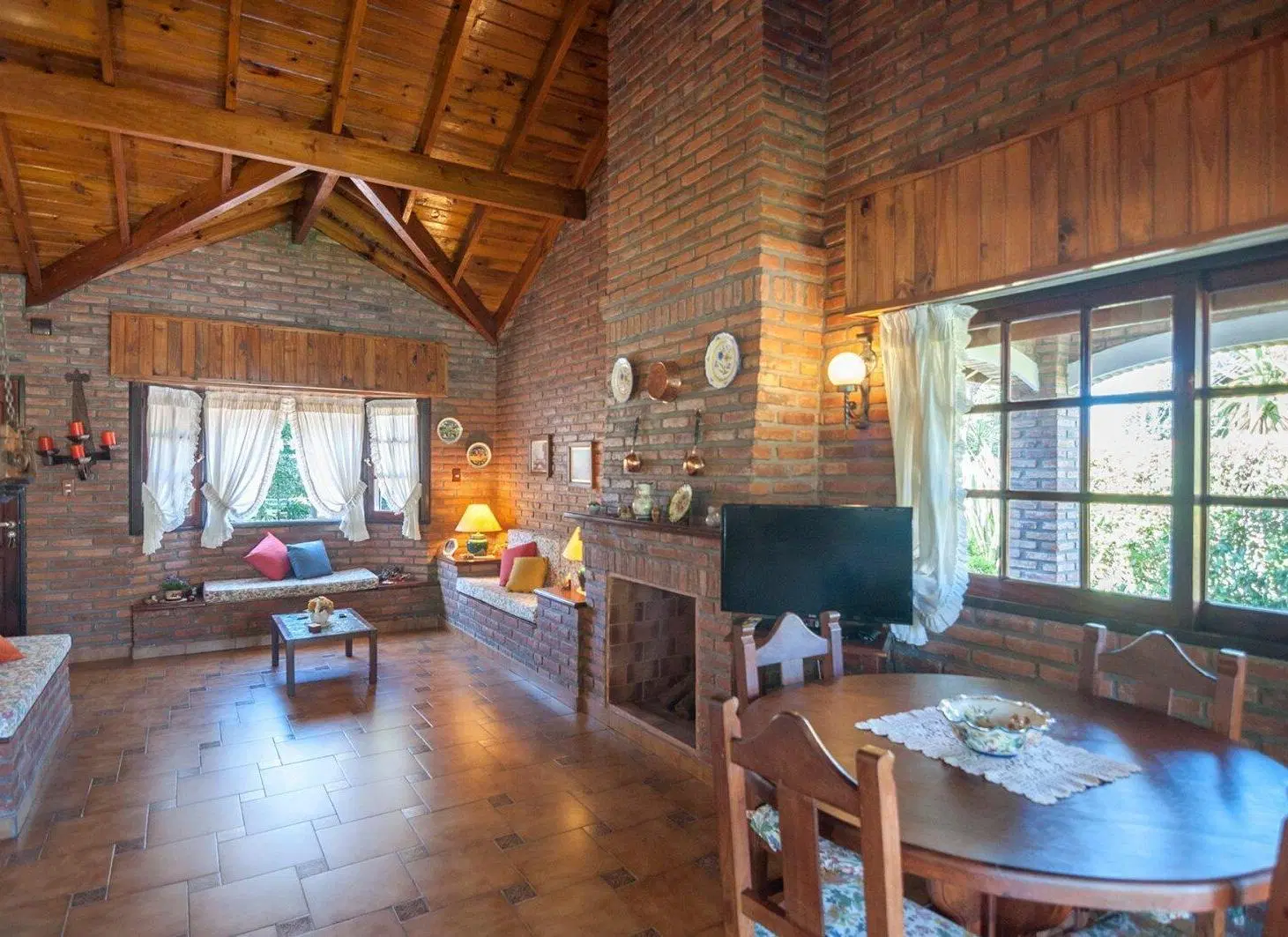 VENTA casa 4 amb c pileta y doble lote BANCO PROV 2