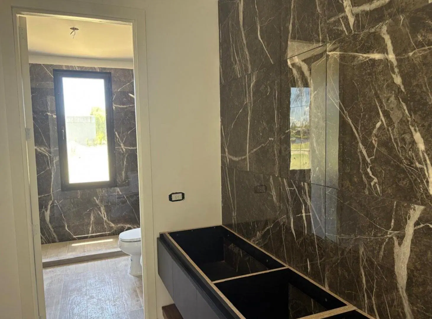 Venta Casa 5 ambientes en Naudir con salida al rio 4