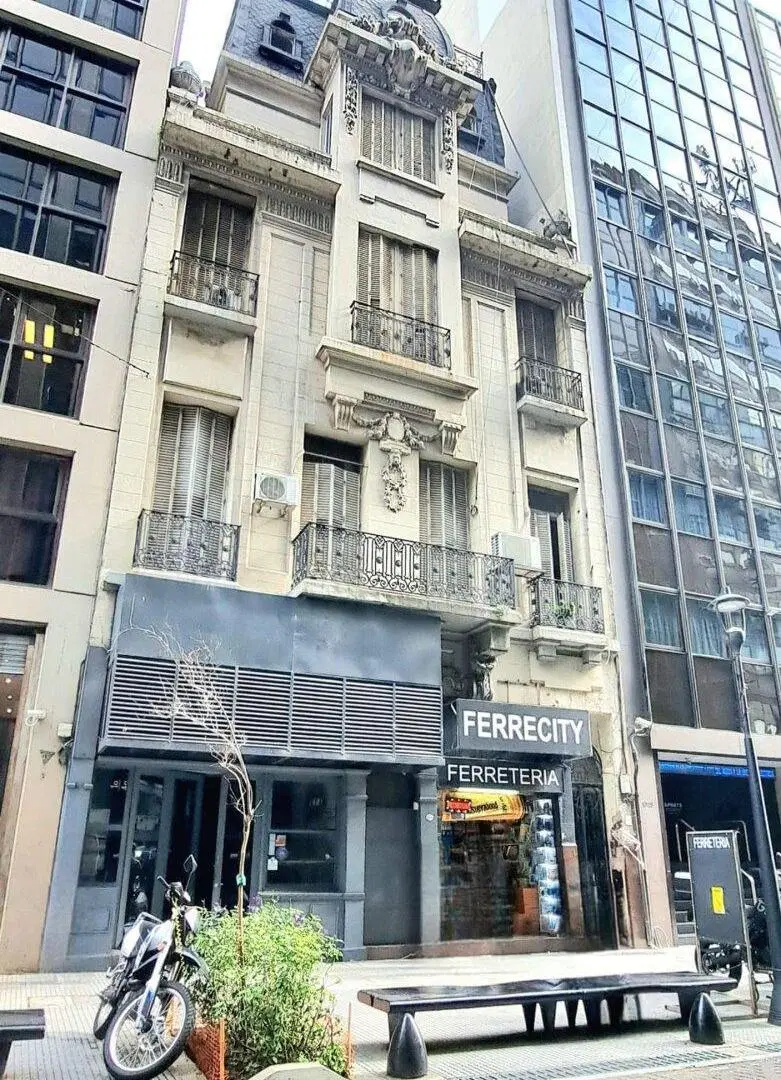 Venta Local Retiro con sótano 2