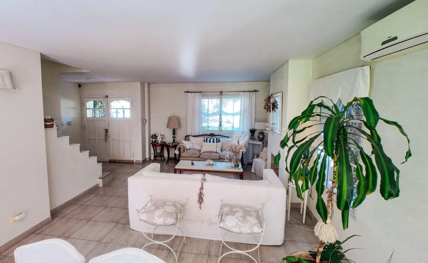 VENTA CASA - CLUB DE CAMPO PUEYRREDON 8
