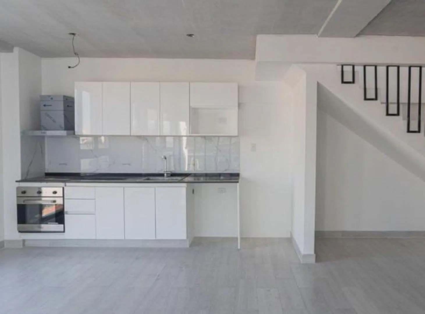 VENTA 4 amb. con terraza propia de 143m2 y cochera 5
