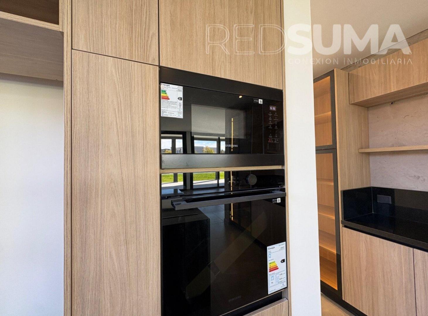 Foto de NORDELTA CARPINCHOS CASA MODERNA A ESTRENAR | 4 SUITES + PILETA Y, imagen 4