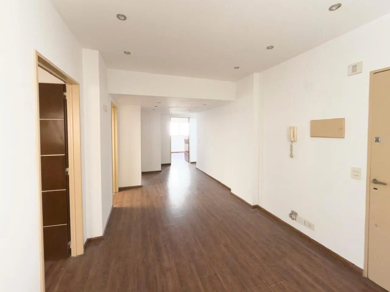 Hermoso departamento de 3 ambientes al frente. 3