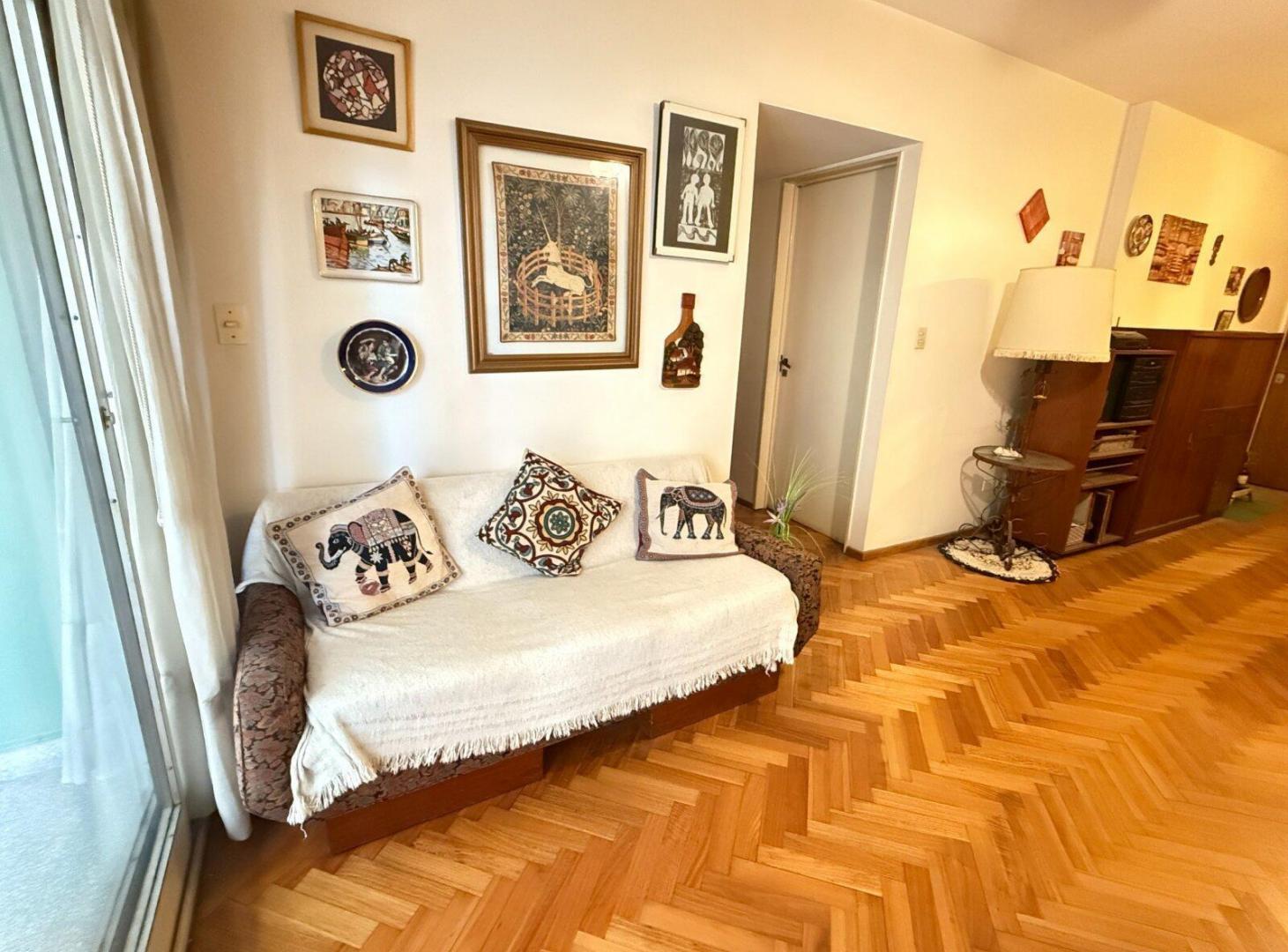 VENTA DEPTO 3 AMBIENTES CABALLITO CON BALCON
