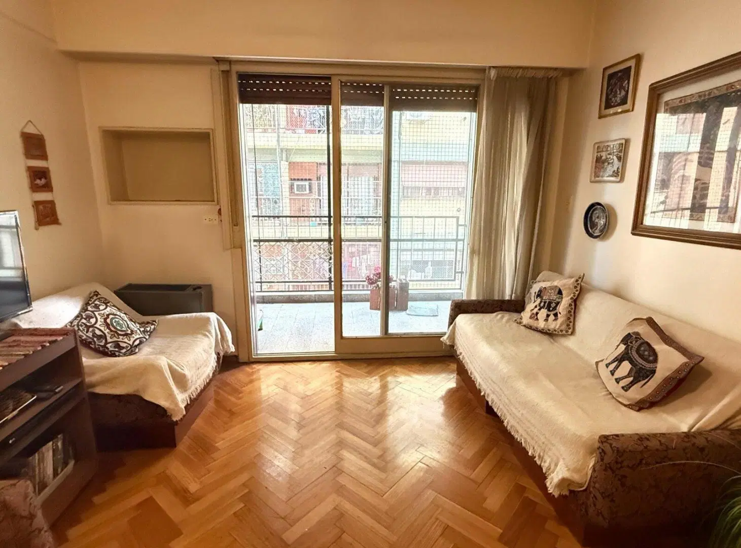 VENTA DEPTO 3 AMBIENTES CABALLITO CON BALCON 4