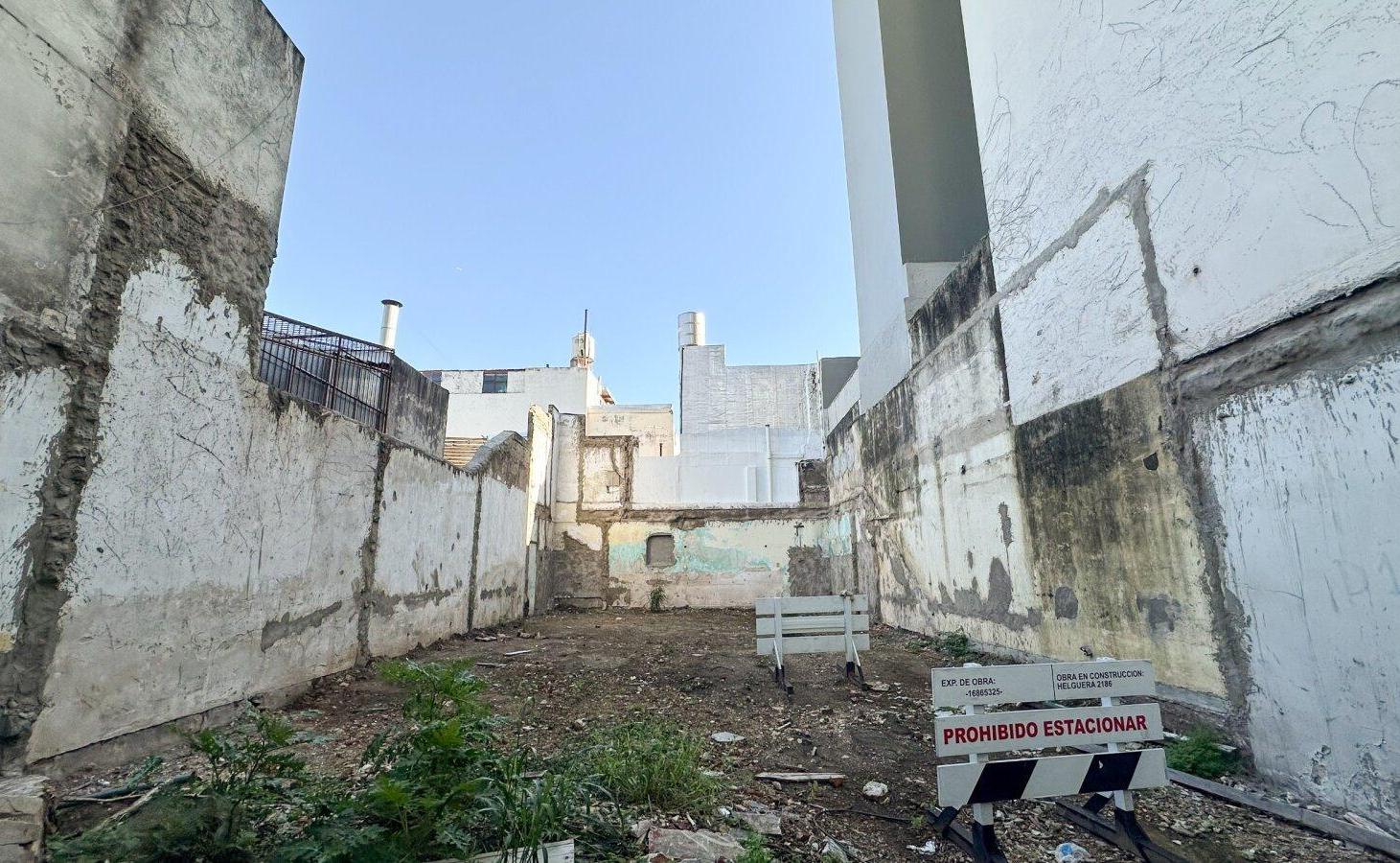 VENTA Lote con plano aprobados y demolido - 1000 m2 vendibles en Villa del Parque