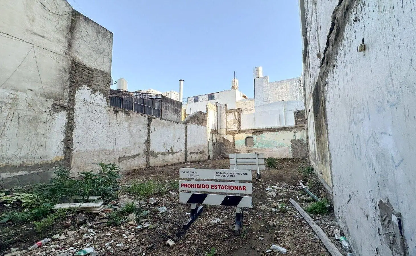 VENTA Lote con plano aprobados y demolido - 1000 m2 vendibles en Villa del Parque 1