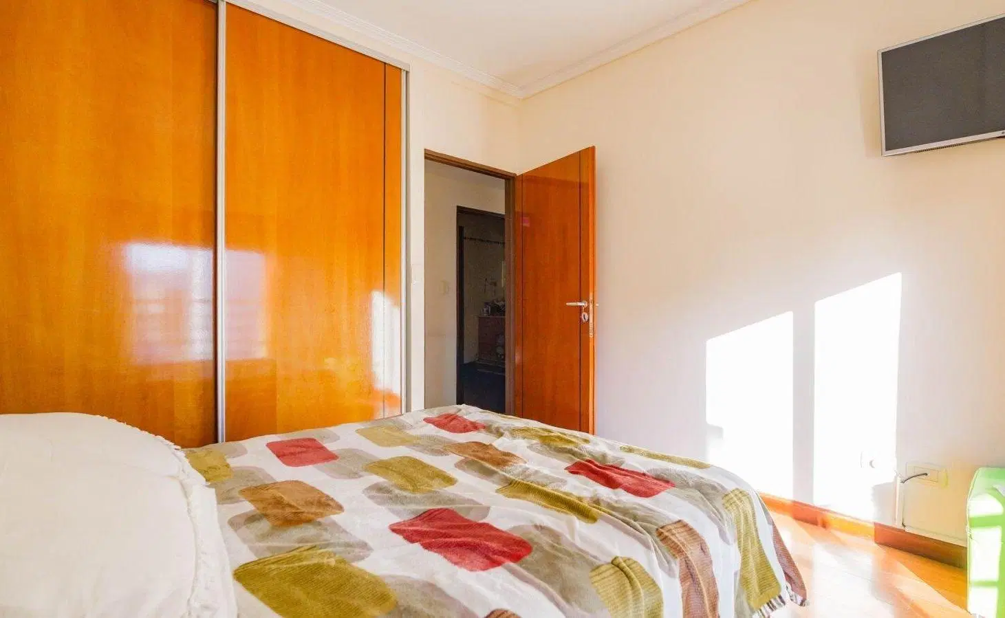 VENTA MATADEROS DTO 3 AMBIENTES, SEMIPISO CON COCHERA PROPIA 5