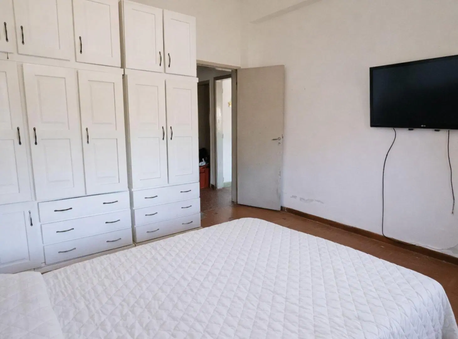VENTA CASA CON PILETA JARDIN MORENO APTO CREDITO 1
