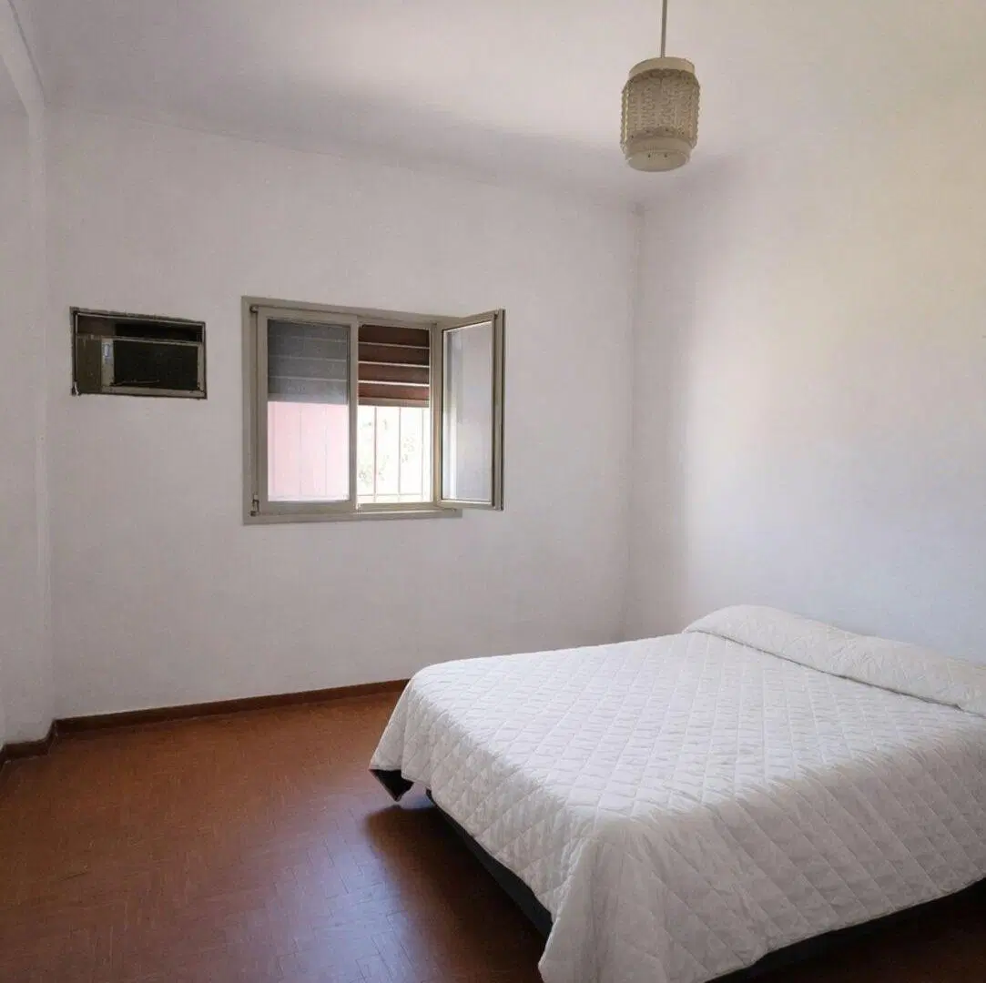 VENTA CASA CON PILETA JARDIN MORENO APTO CREDITO 5