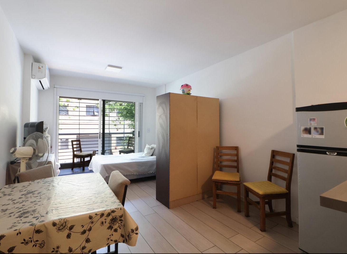 Departamento Monoambiente con balcon en Almagro