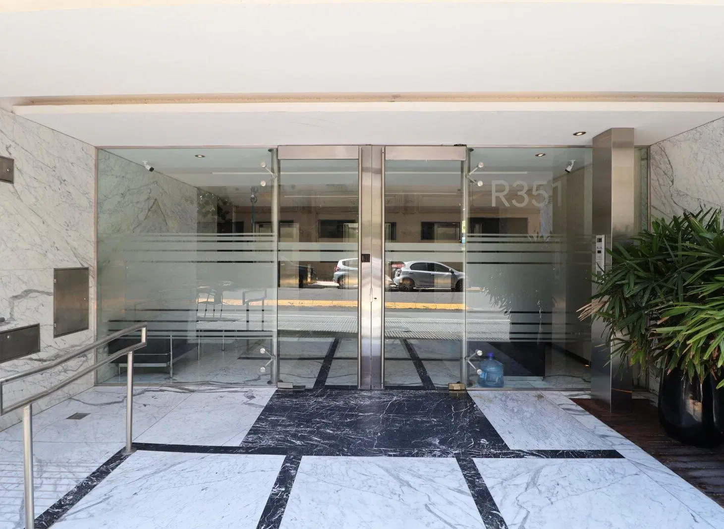 Departamento Monoambiente con balcon en Almagro 2