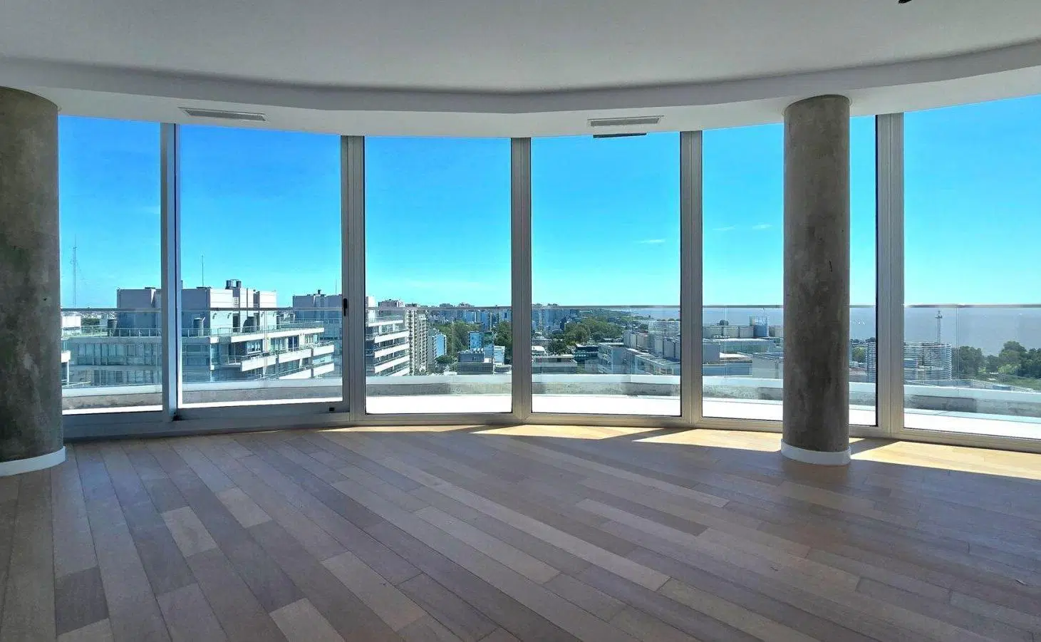 VENTA TRIPLEX LIBERTADOR 7AMB A ESTRENAR INFINITY 3