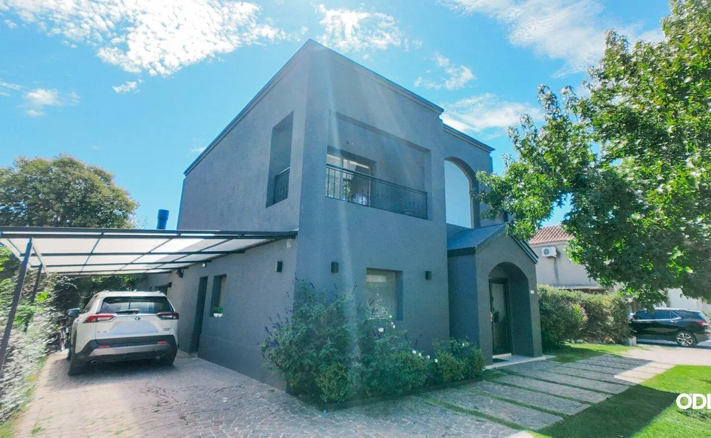 VENTA CASA CAMPO GRANDE - PILAR 2