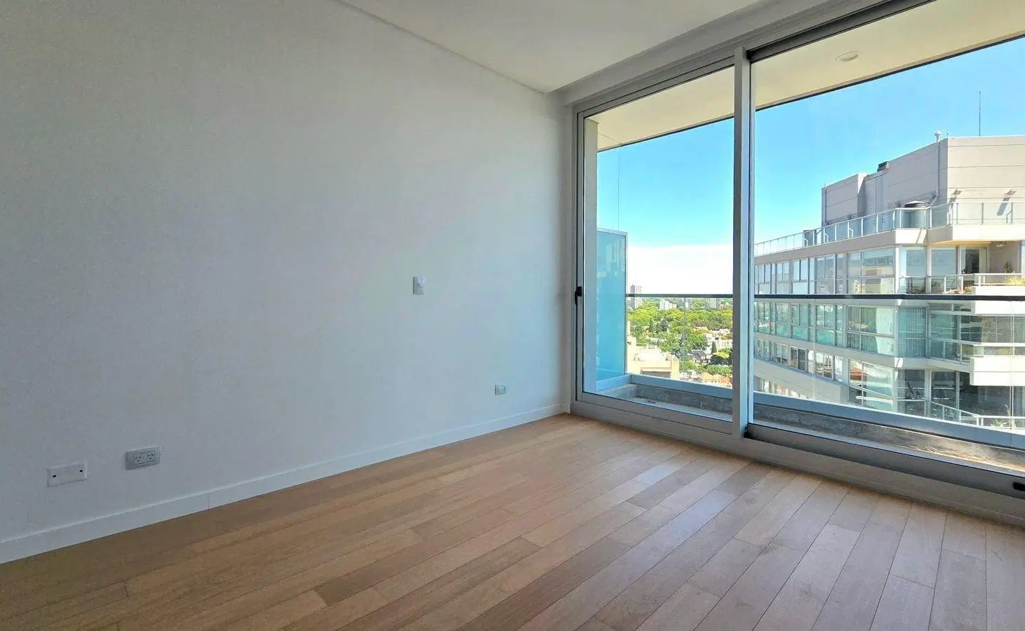 VENTA | SEMIPISO  | 4 AMB + DEPENDENCIA | INFINITY TOWERS | VISTA AL RÍO 4