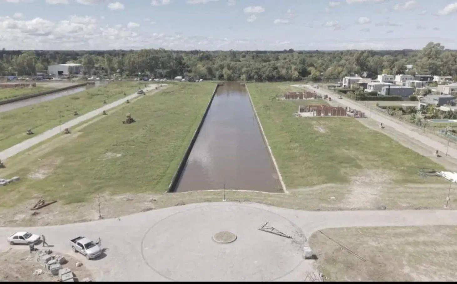 VENTA LOTE AL RIO BARRIO NAUTICO VILLA NUEVA PERMUTA FINANCIA 2