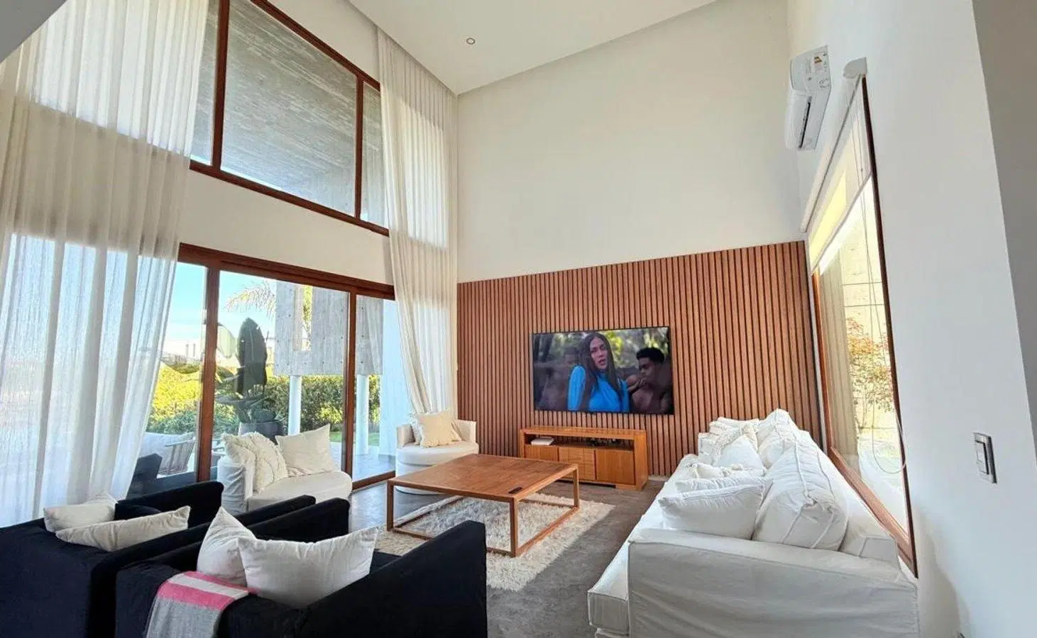 VENTA CASA 6 AMB MUELLE  AL LAGO BARRIO VIRAZON NORDELTA 4