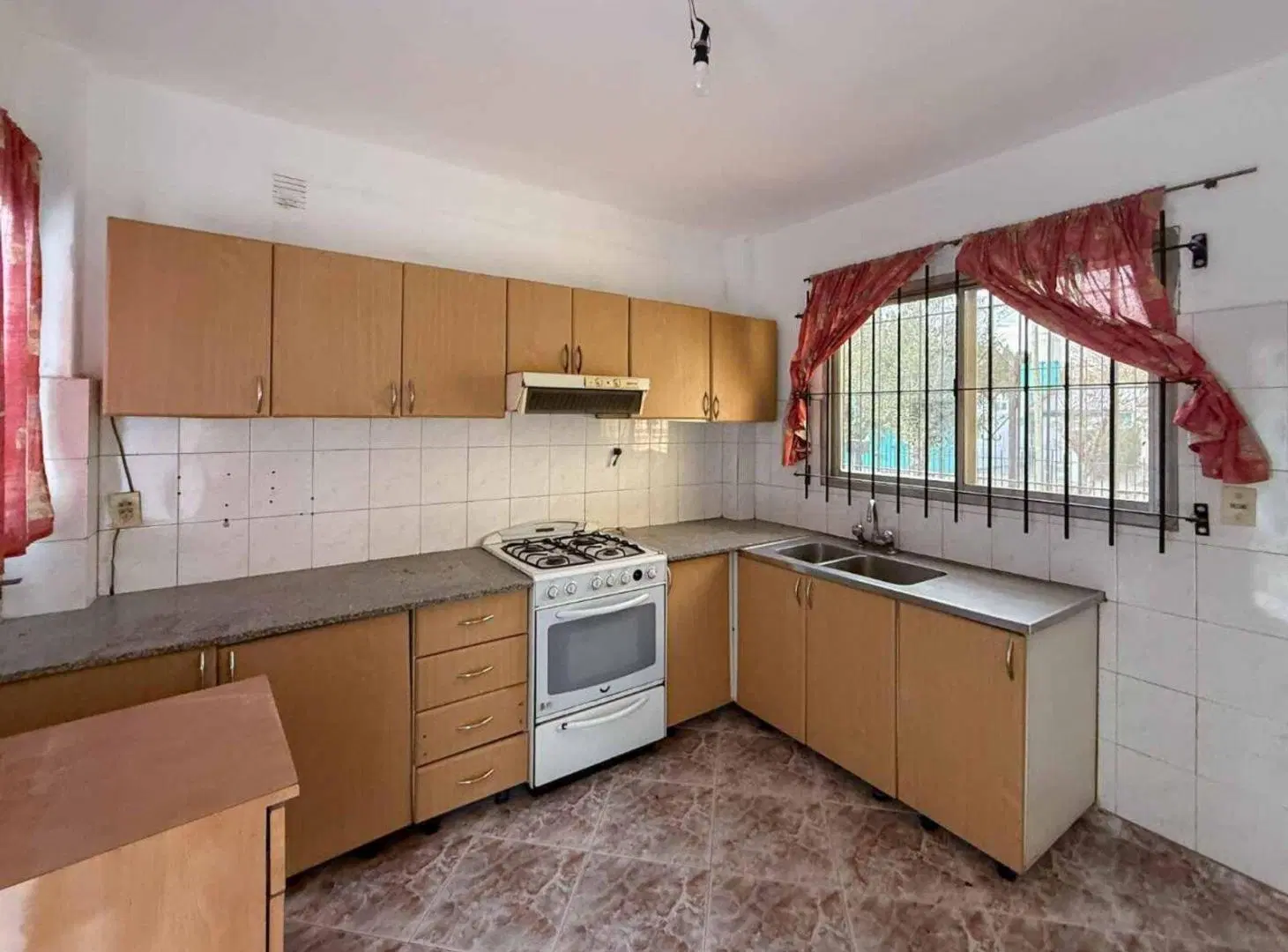 Venta Casa 3 dorm. excelente ubicación El Talar 3