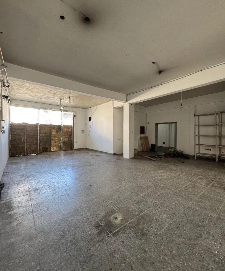 Edificio 4 plantas en alquiler Hurlingham zona comercial 2