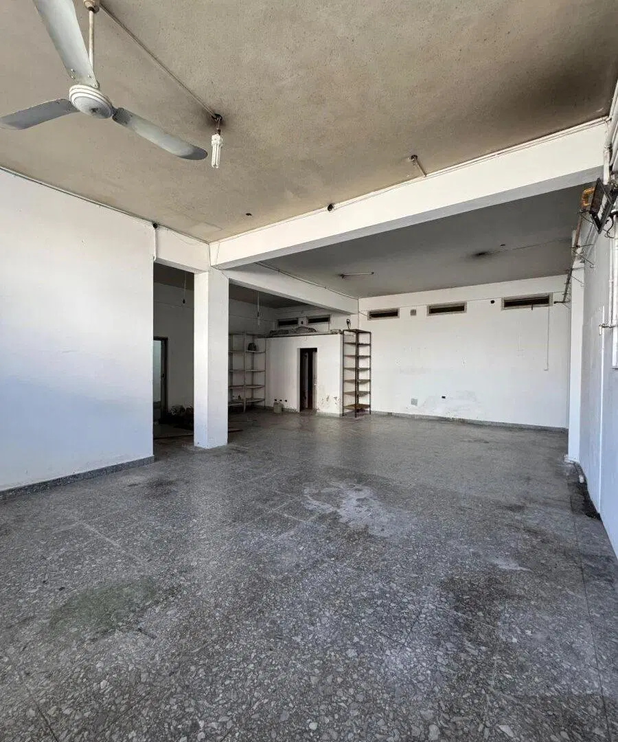 Edificio 4 plantas en alquiler Hurlingham zona comercial 3