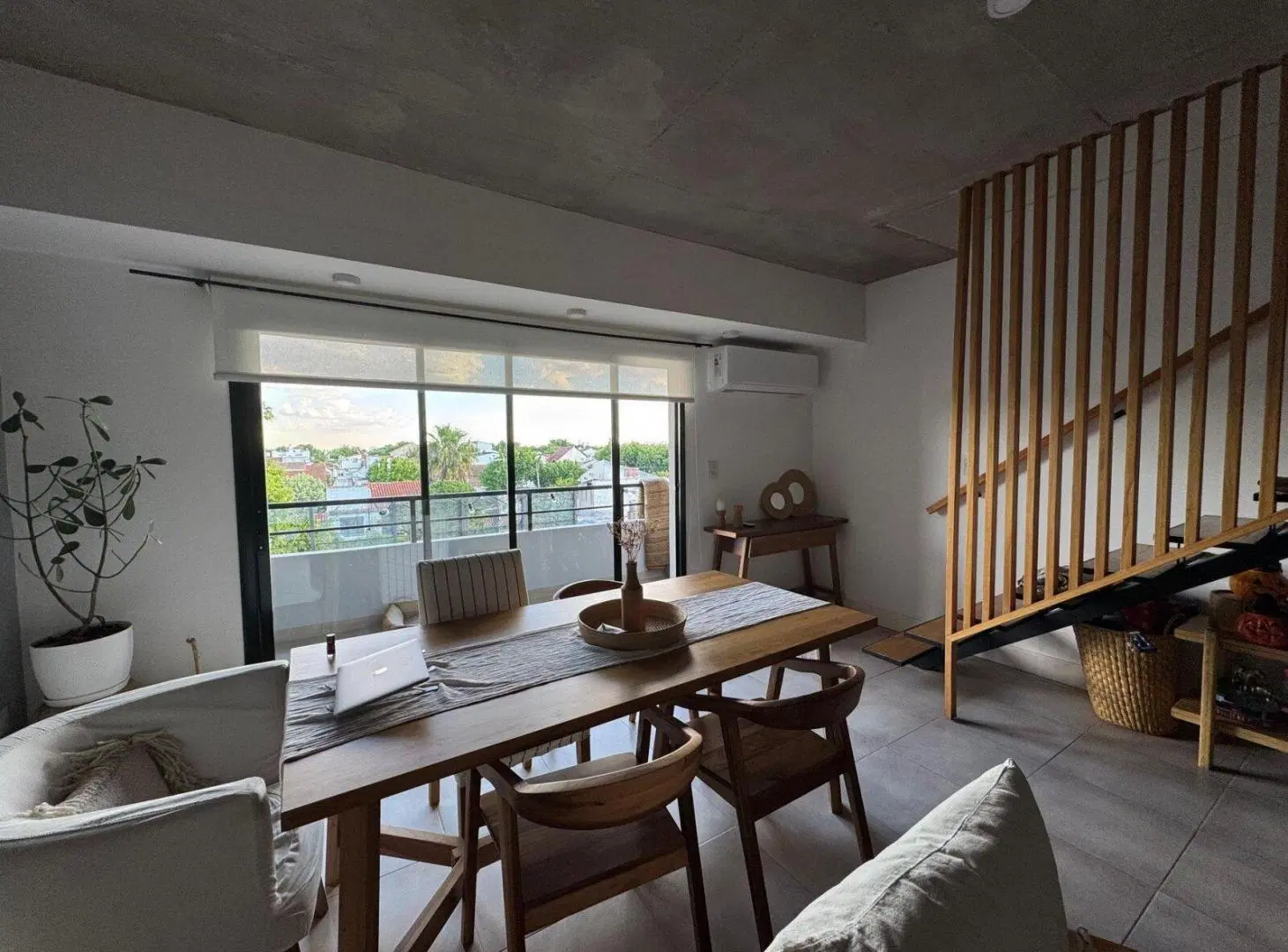 Venta departamento  3 amb Olivos con terraza 2