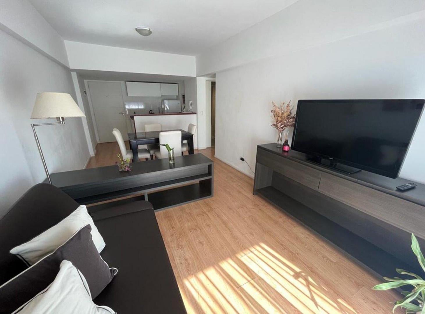 Venta Departamento 2 ambientes con balcón en Belgrano