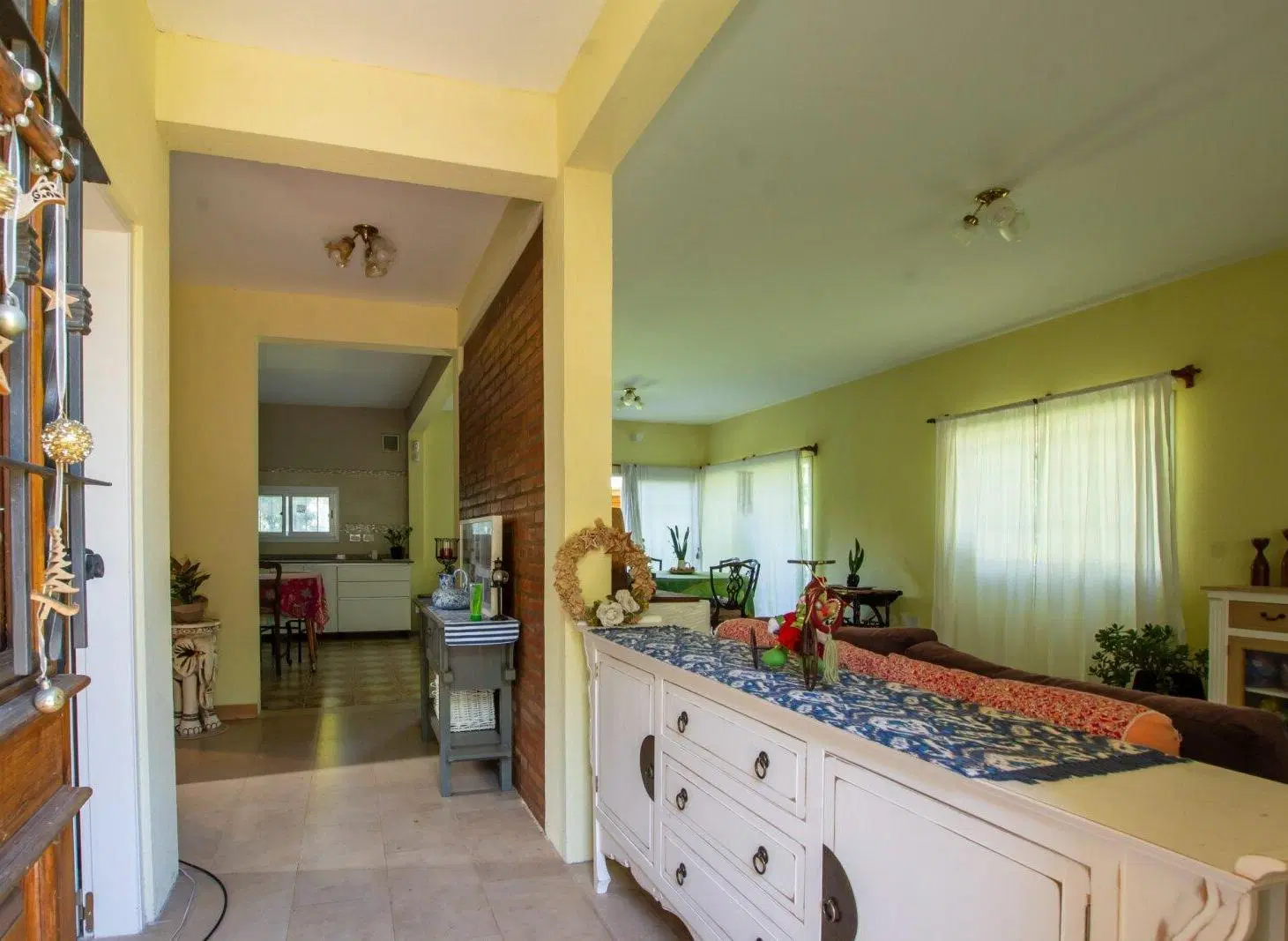 LOTE 600 M2 - VENTA CASA 4 AMB C/ PARQUE y PISCINA 5