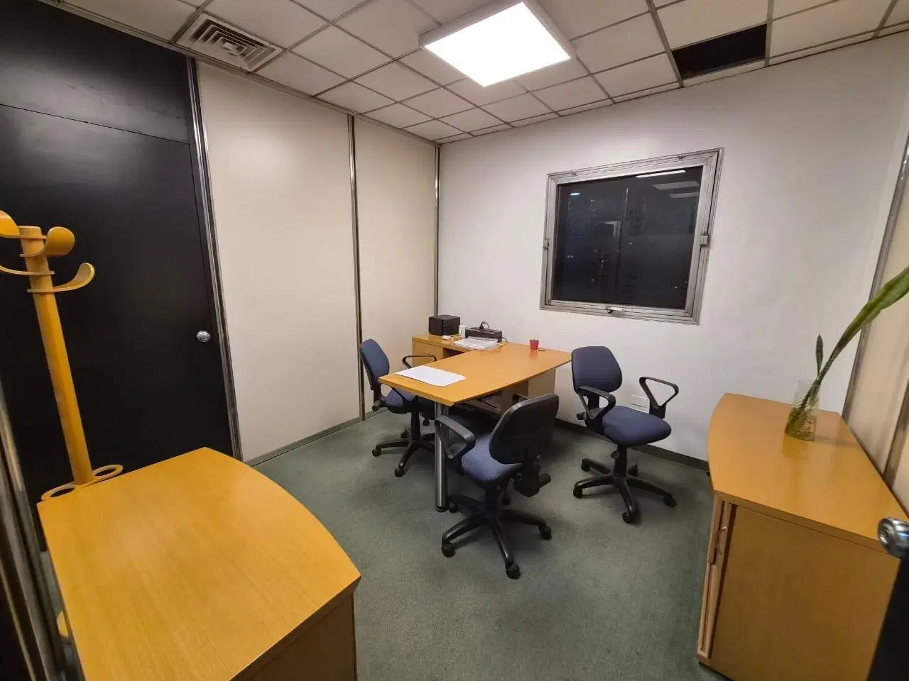 Alq Oficina microcentro, 225 m2, c/ 2 cocheras 5
