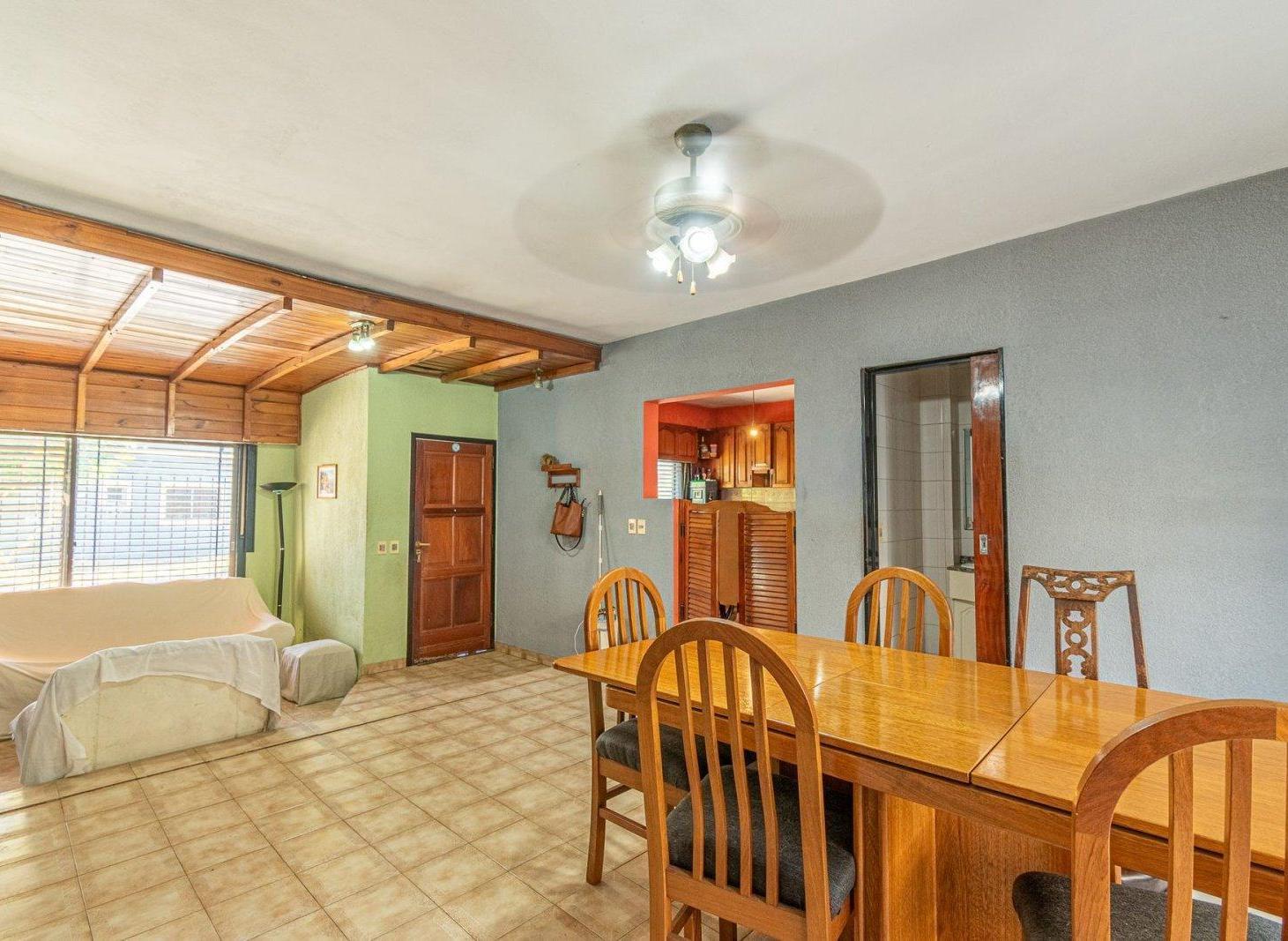 Foto de VENTA CASA 3 AMB EN HURLINGHAM C/ JARDÍN Y GARAGE, imagen 5