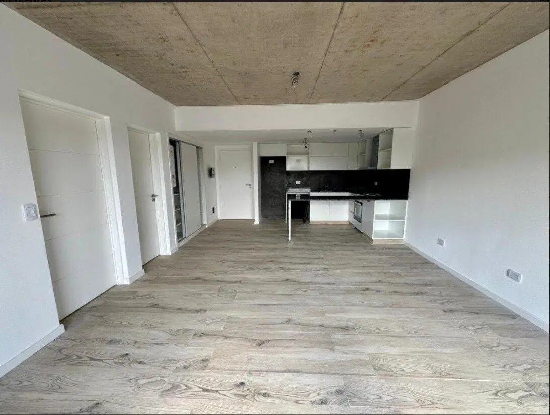 VENTA DEPTO 2 AMBIENTES - CASEROS 4