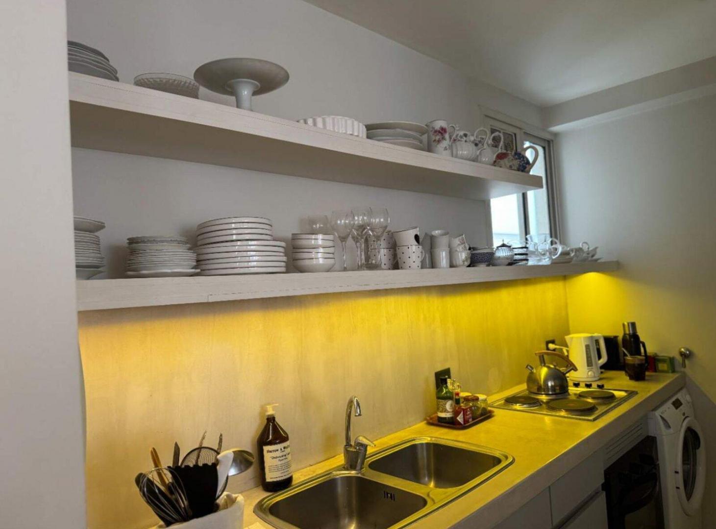 Foto de DEPTO 3 AMBIENTES VENTA ARENALES 1100, RECICLADO., imagen 4