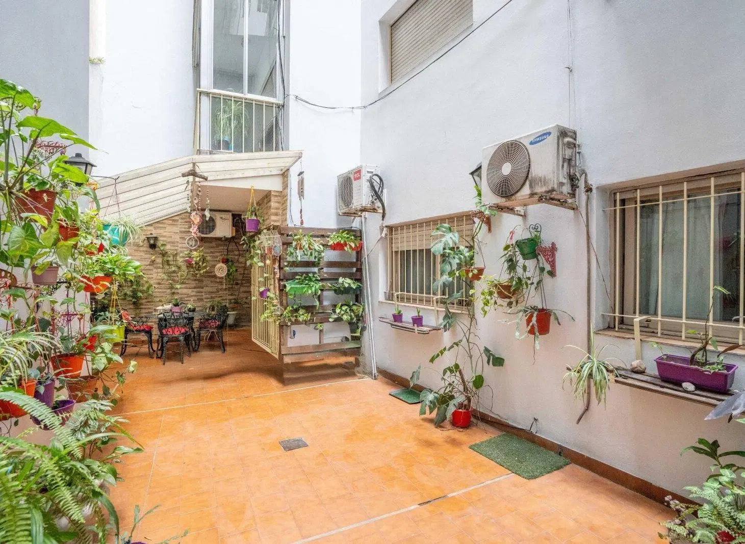 Venta Depto 3 amb con patio Caballito 3