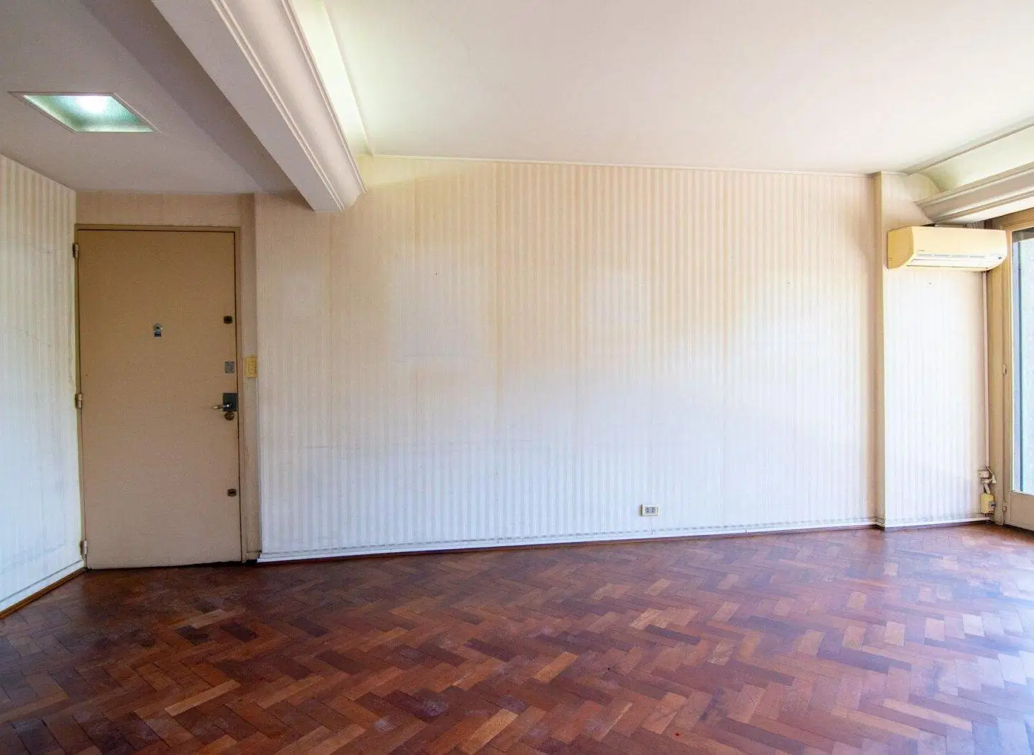 Venta Dpto 3 ambientes balcon y patio Constitucion 3