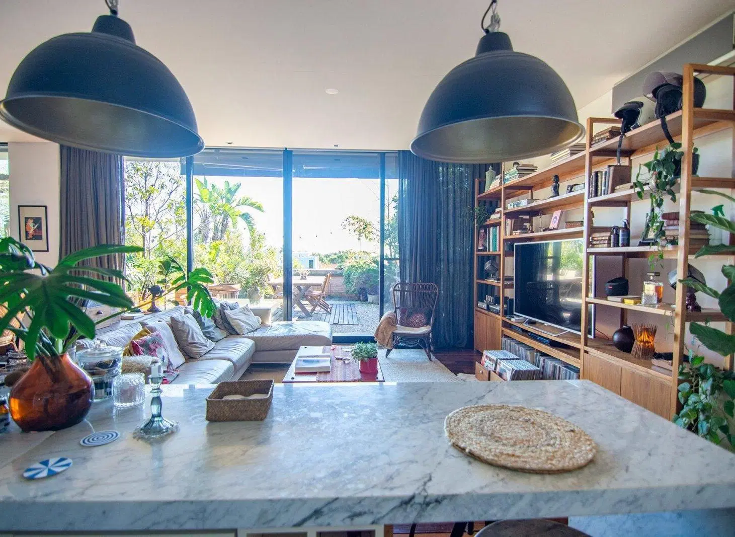 Departamento en venta San Isidro Loft con patio y cochera 2