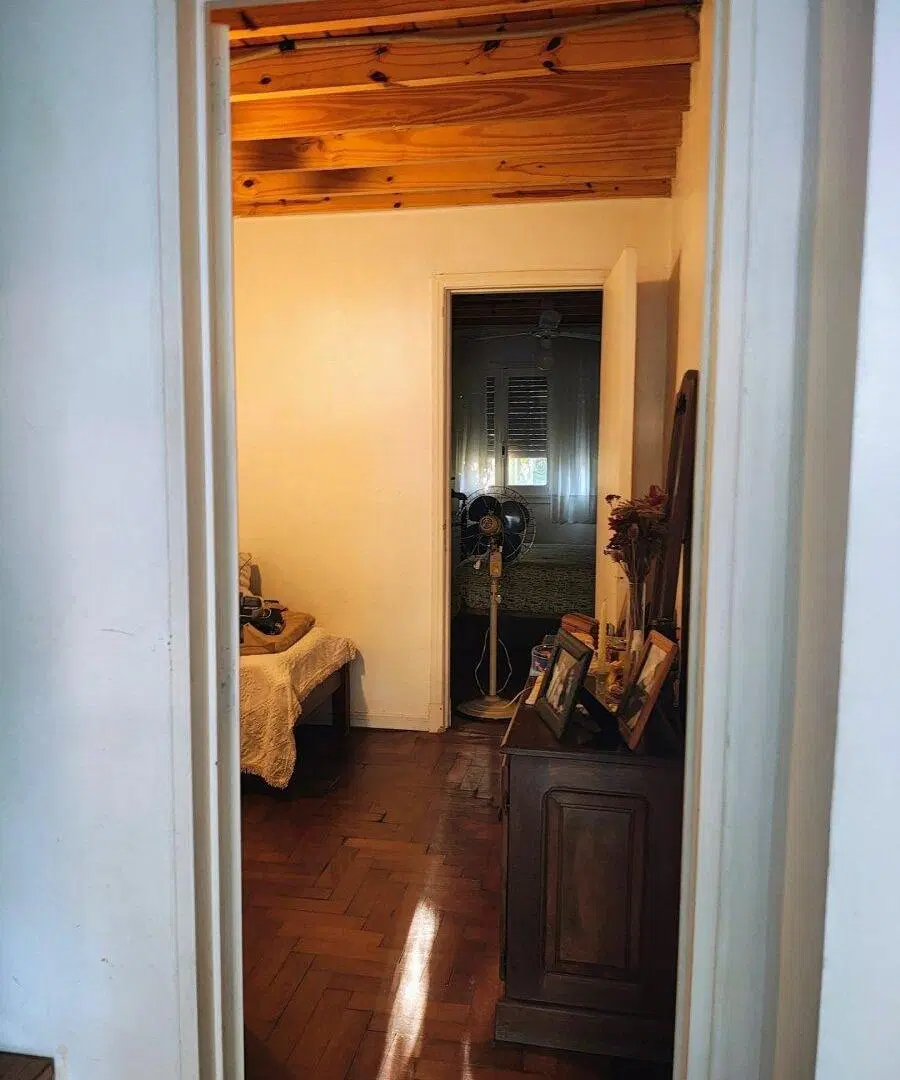 VENTA CASA 4 AMB VILLA BALLESTER. Con Cochera, parrilla y Quincho. 4