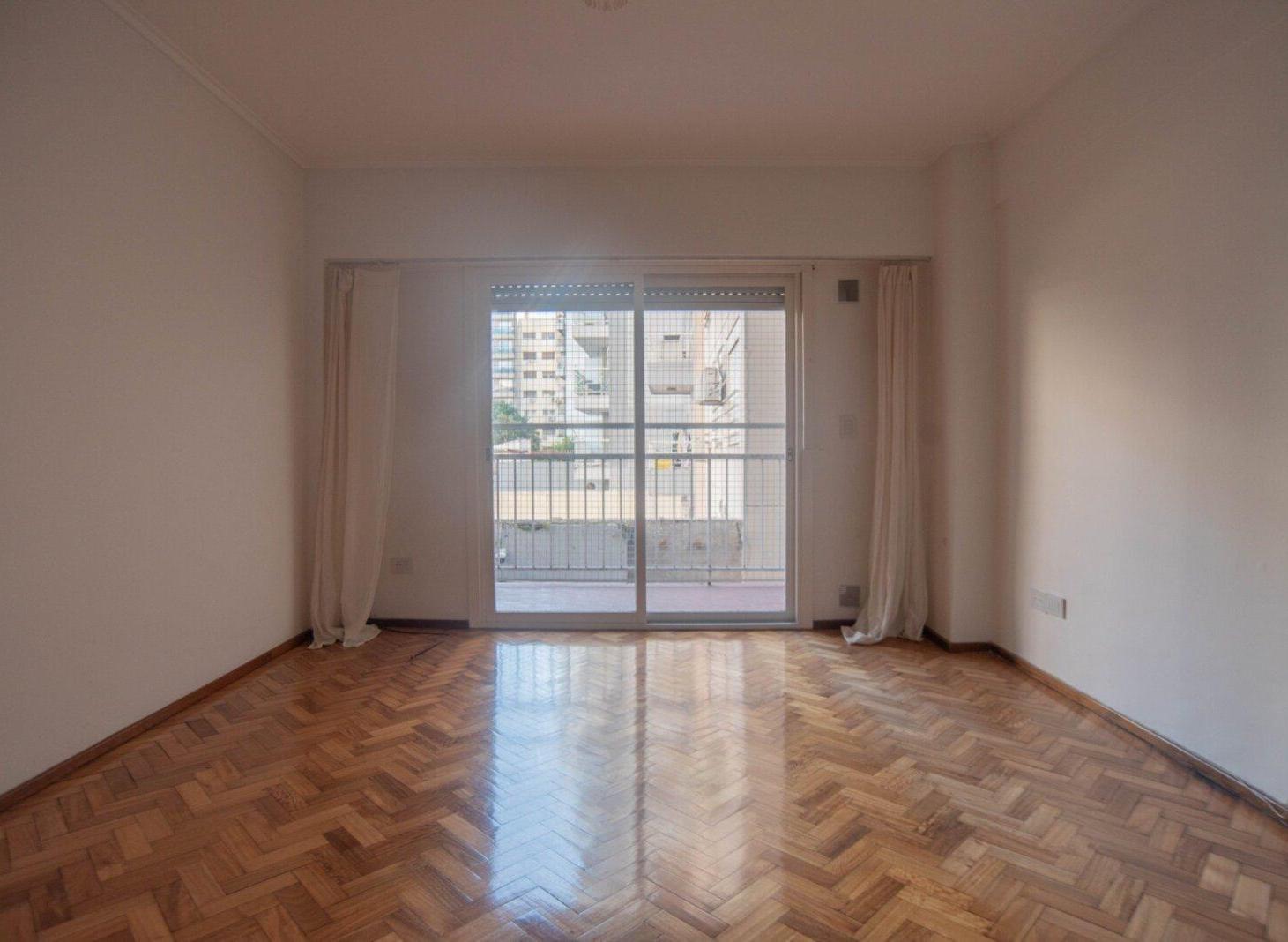 Foto de Depto 2 Amb con balcon corrido y terraza de uso comun, imagen 3