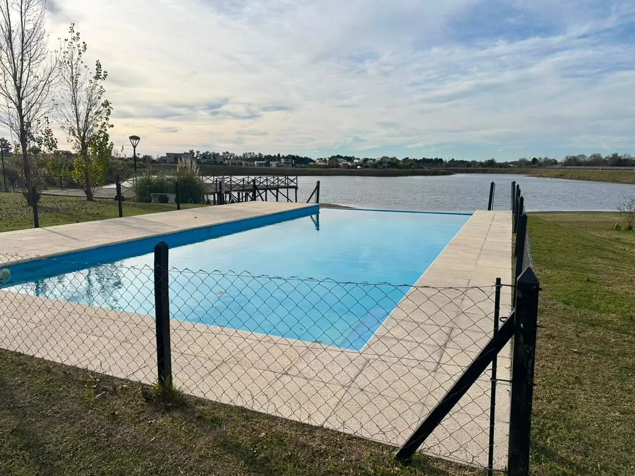 Venta lote barrio cerrado Los juncos Lujan 5
