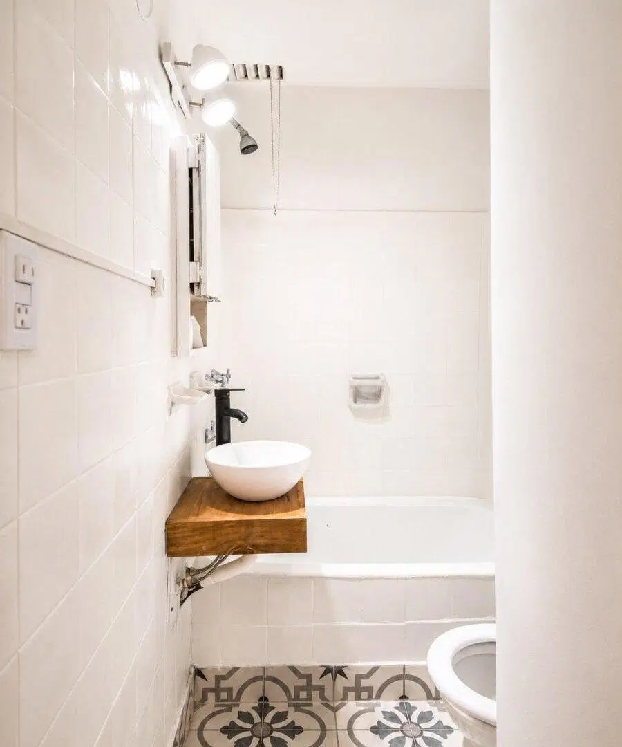 ALQUILER COMERCIAL 2 AMBIENTES EN PLANTA BAJA CON PATIO 3