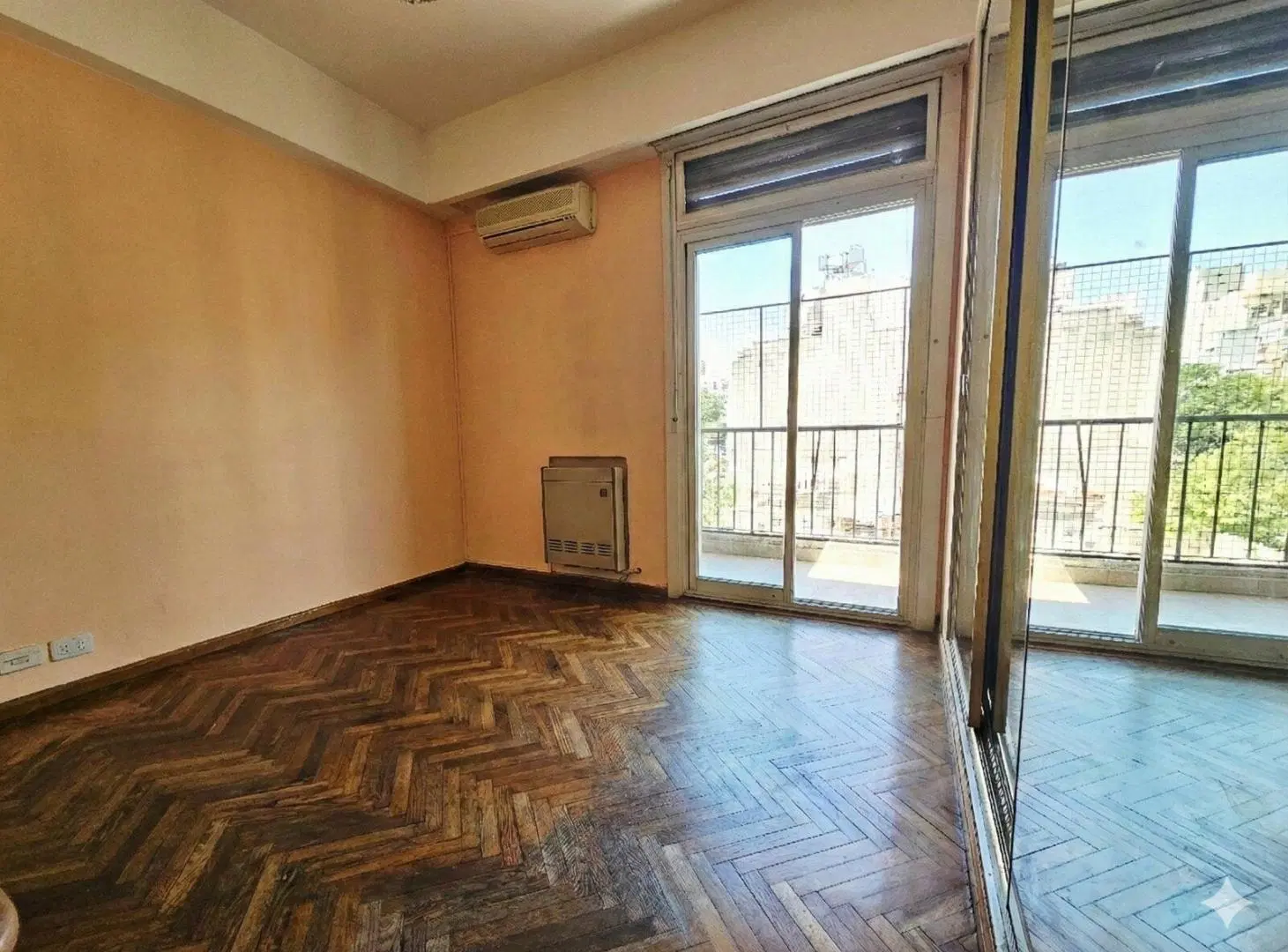 Venta departamento de 4 ambientes con dependencia y baulera en Belgrano 5