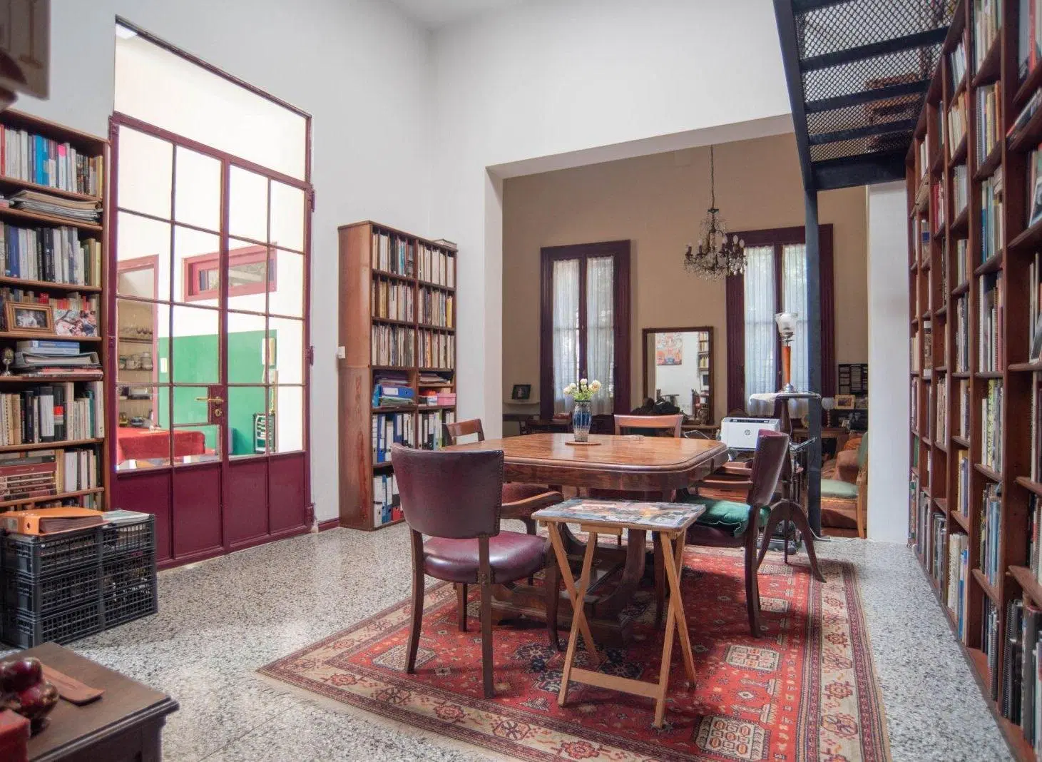 Venta casa con Jardin terraza y patio 5