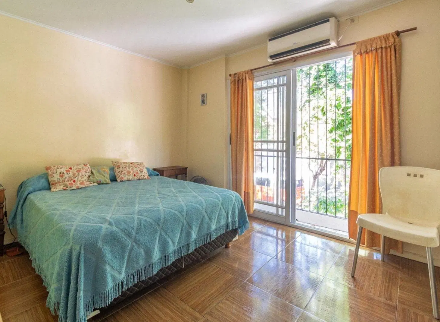 Venta PH 4 ambientes con terraza en Saavedra 2