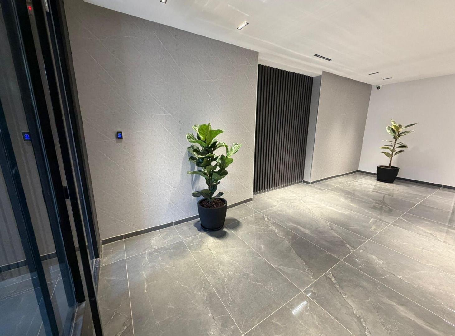 Foto de Venta depto. duplex 2 amb. Ultimo piso con balcón y terraza en Villa, imagen 3